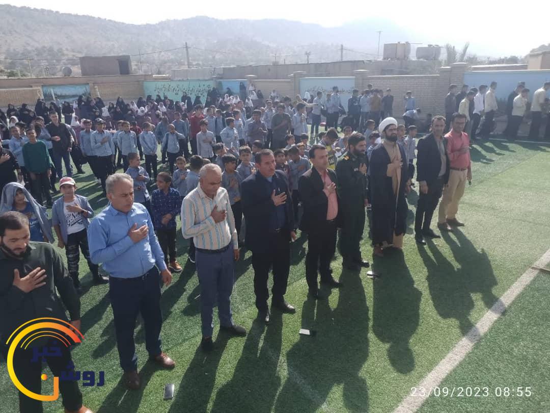 زنگ آغاز سال تحصیلی جدید همزمان با سراسر کشور در مدارس جاورده نواخته شد