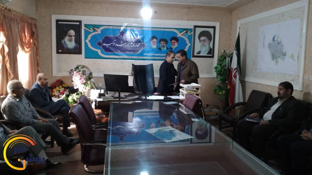 تا تایید حکم شهردار منتخب دهدشت؛ سید علی موسوی برای بار دوم بعنوان سرپرست شهرداری معارفه شد