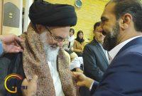 اهدای شال پهلوانی حیدر کرار به نماینده محترم ولی‌فقیه