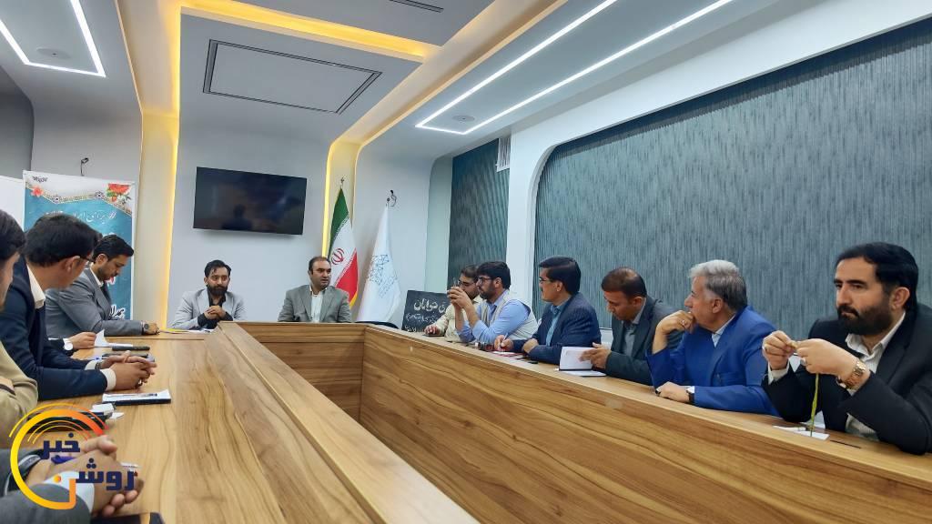 نشست نخبگانی برای نجات «شهر خسته» یاسوج/در میزگرد کاندیداها چه گذشت؟ نشست نخبگانی برای نجات «شهر خسته» یاسوج/در میزگرد کاندیداها چه گذشت؟